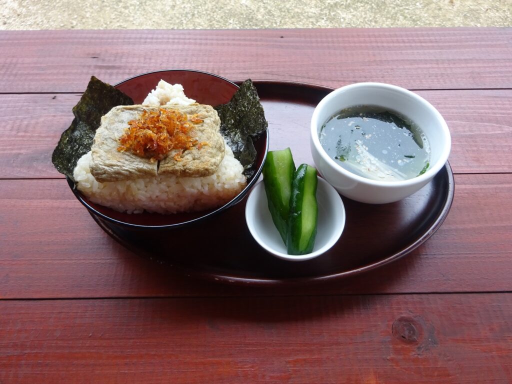 Kaizoku Musubi pirate rice balls